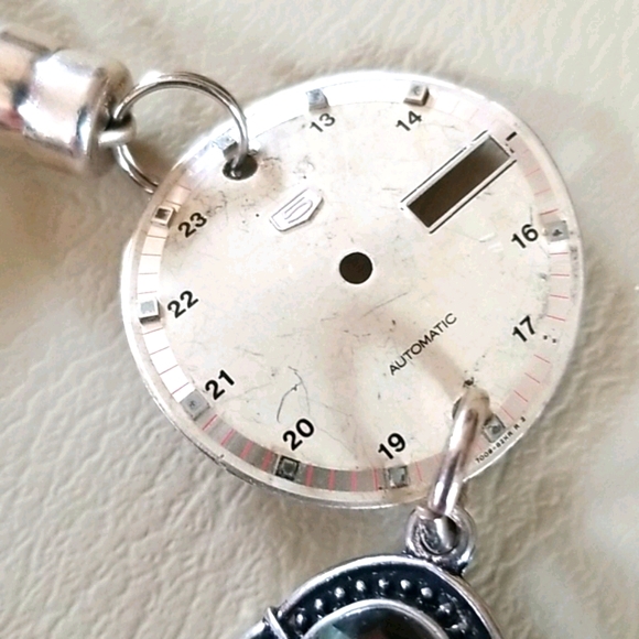 Hand Crafted Repurposed Vintage Assemblage Charm Bracelet NWT - Picture 7 of 16